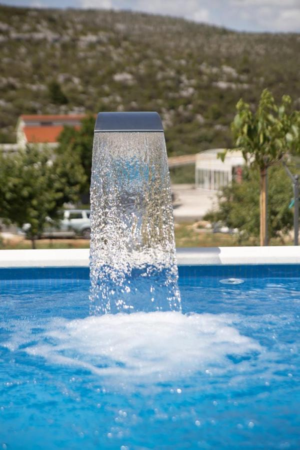 Villa Hileja Marina Ngoại thất bức ảnh