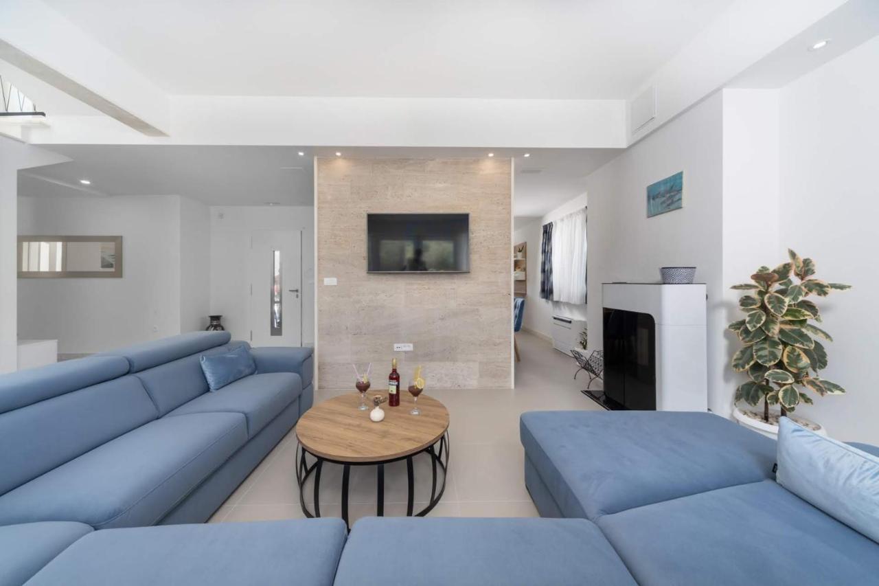 Villa Hileja Marina Ngoại thất bức ảnh